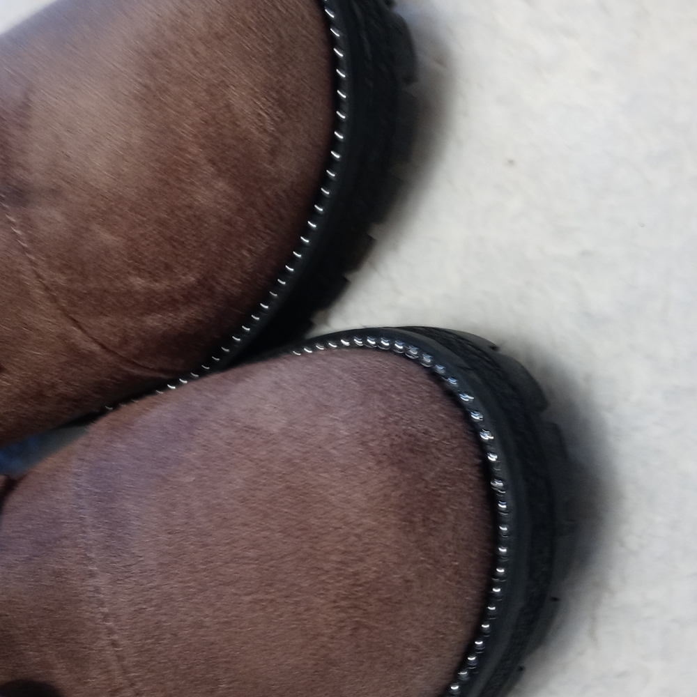 Beautiful Brand New Boots - Picture 9 of 14